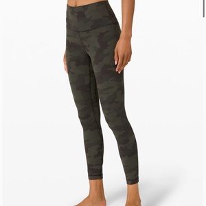 WORN ONCE SOLD OUT ONLINE GREEN CAMO LULULEMON!